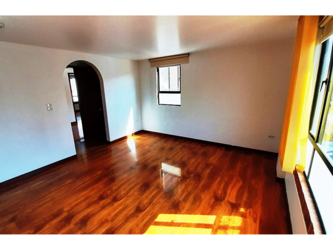 Casa en arriendo en Cota - Miniatura 19