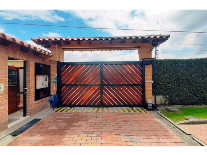 Casa en arriendo en Cota - Miniatura 21