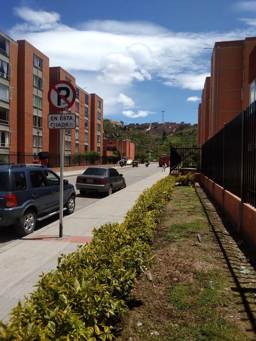 Apartamento en  Venta en Cr. el progreso et. i, Soacha - Miniatura 2