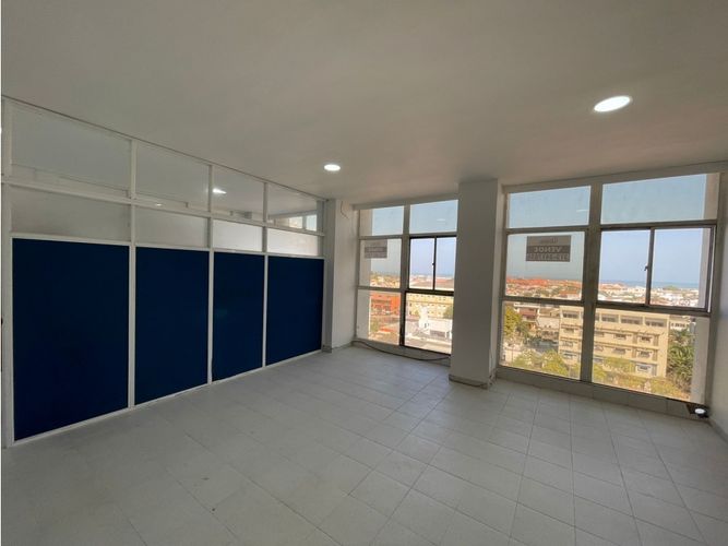 Oficina en arriendo en El centro, Cartagena - Miniatura 3
