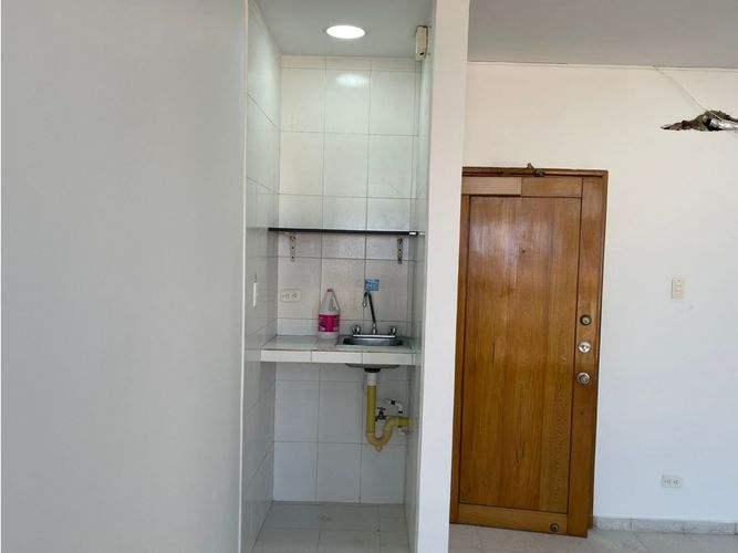 Oficina en arriendo en El centro, Cartagena - Miniatura 4