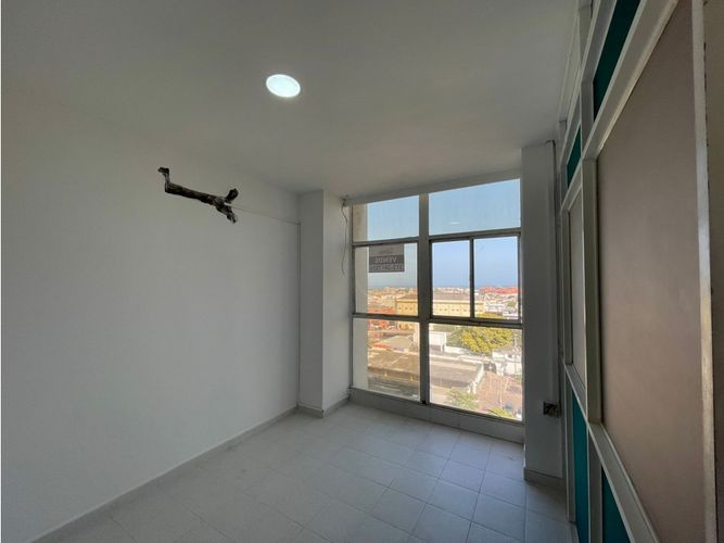 Oficina en arriendo en El centro, Cartagena - Miniatura 7