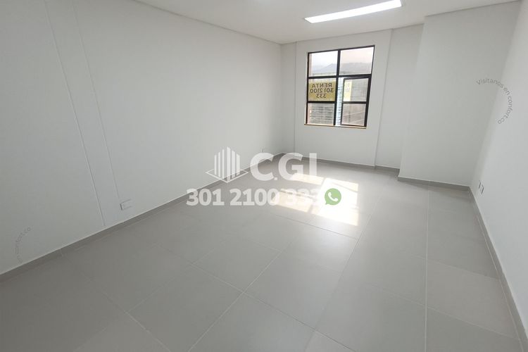 Oficina en  Arriendo en El Poblado, Medellín - Miniatura 2