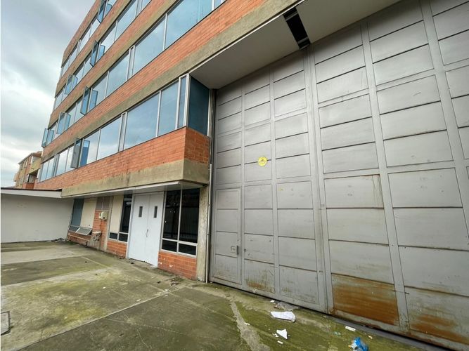Edificio en  Arriendo en Usaquen, Bogotá - Imagen 1