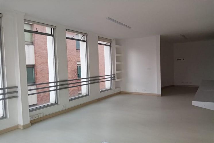 Oficina en venta en Santa Barbara, Bogotá - Miniatura 4