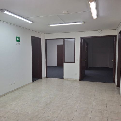 Edificio en  Arriendo en Bogotá, d.c., Bogotá - Miniatura 9