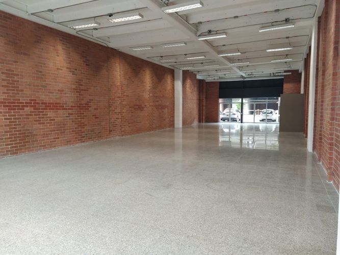Local en  Arriendo en El Poblado, Medellín - Miniatura 2