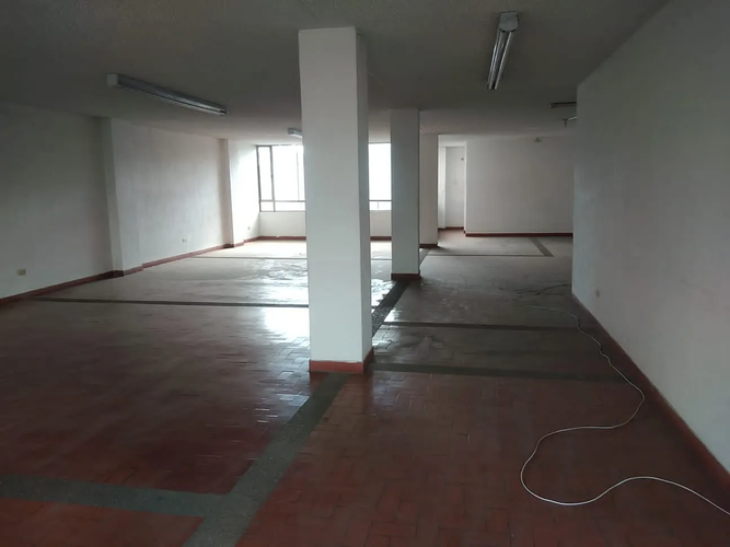 Oficina en  Arriendo en Fontibon, Bogotá - Miniatura 3