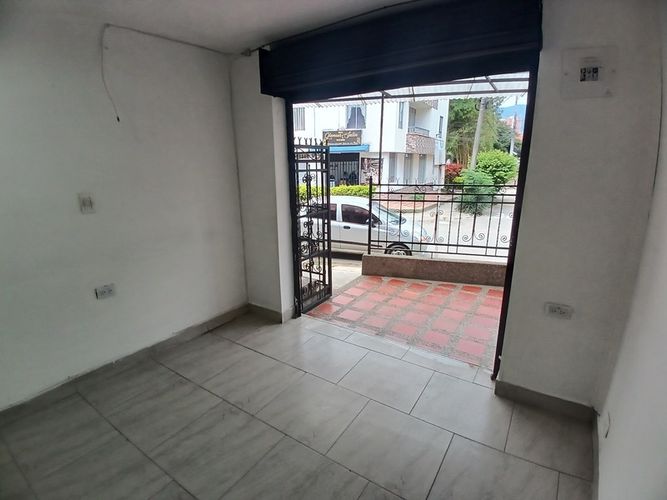 Local en  Arriendo en Belén Los Alpes, Medellín - Miniatura 3