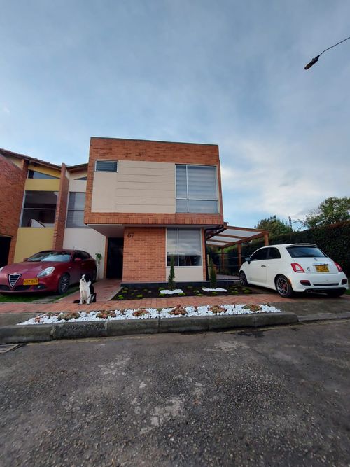 Casa en  Venta en Echavarria, Madrid - Imagen 1