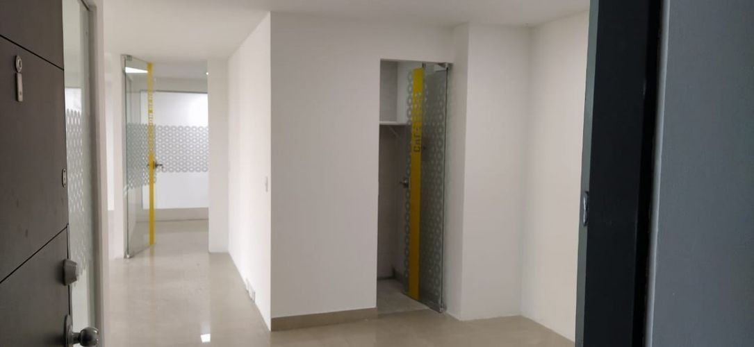 Oficina en  Arriendo en Santa Barbara, Bogotá - Miniatura 10