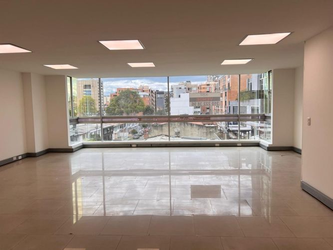 Oficina en  Arriendo en Santa Barbara, Bogotá - Miniatura 15