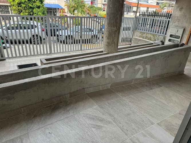Edificio en arriendo en Villavicencio - Miniatura 7