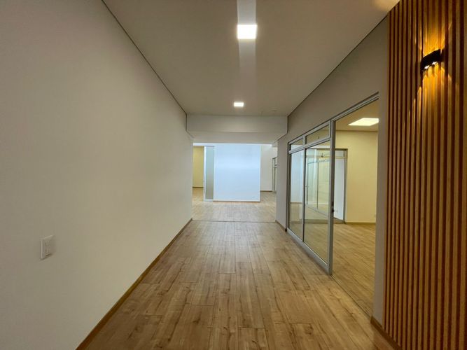 Oficina en  Arriendo en Santa Barbara, Bogotá - Miniatura 2