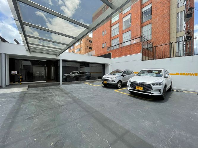 Oficina en  Arriendo en Santa Barbara, Bogotá - Miniatura 23