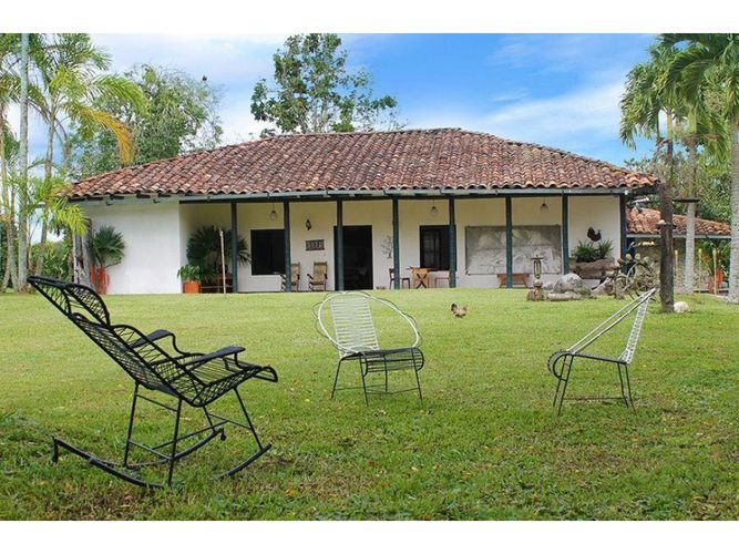 Finca en  Venta en Montenegro - Miniatura 2