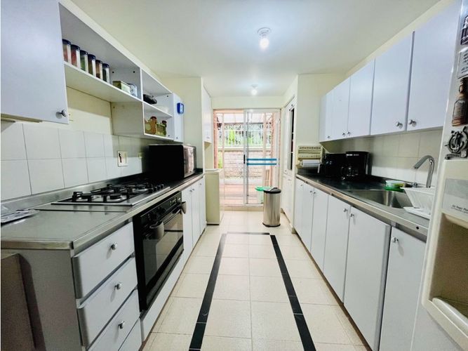 Casa en venta en Loma de las brujas, Envigado - Miniatura 4