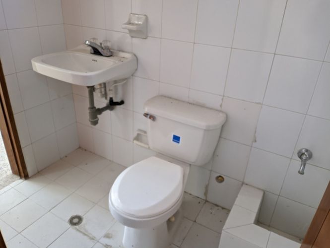 Oficina en arriendo en Urb. Rosendo Garces, Montería - Miniatura 10