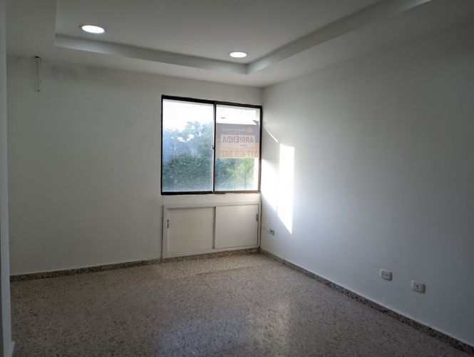 Oficina en arriendo en Urb. Rosendo Garces, Montería - Miniatura 12