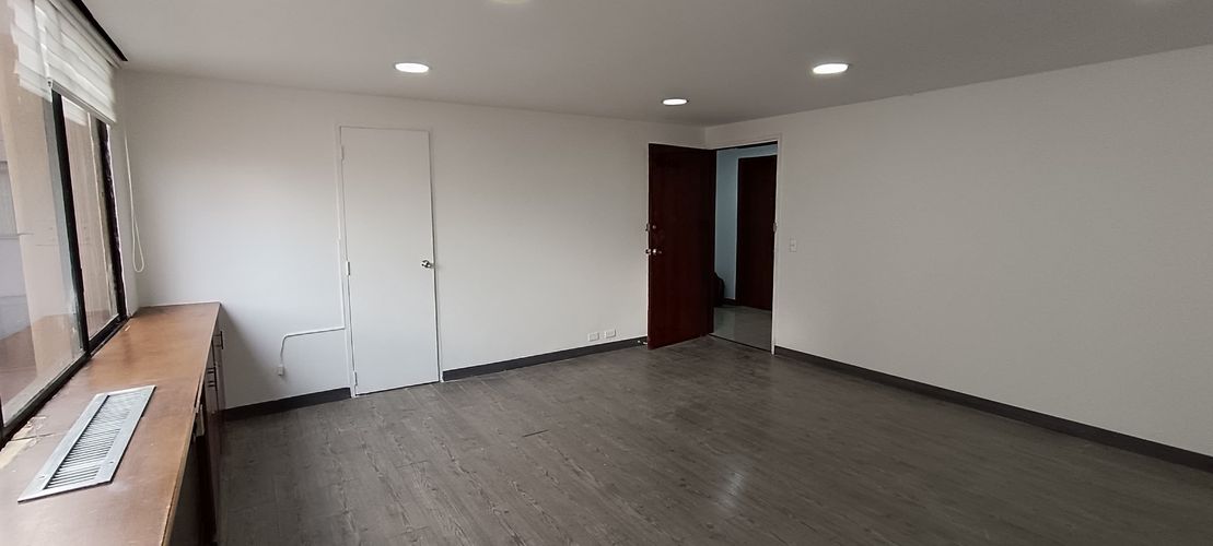 Oficina en  Arriendo en La candelaria, Medellín - Miniatura 4