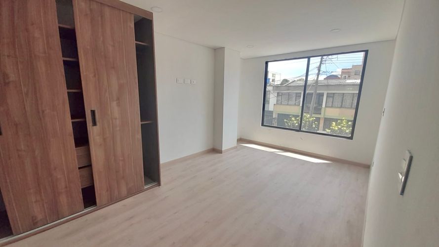 Apartamento en  Venta en Quinta paredes, Bogotá - Miniatura 2