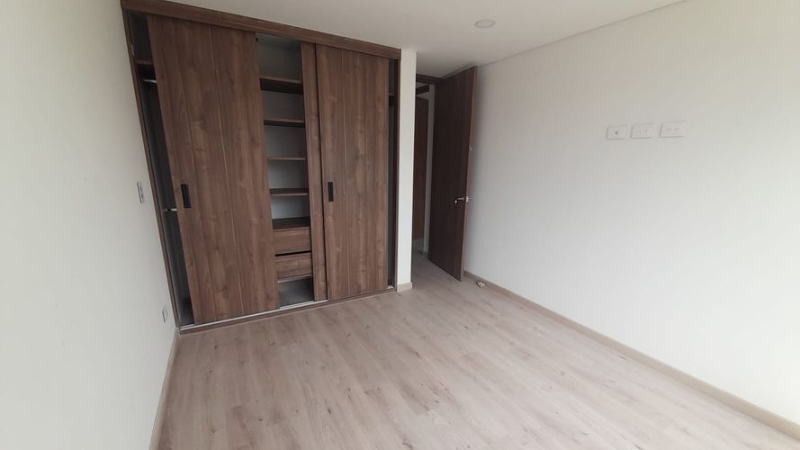 Apartamento en  Venta en Quinta paredes, Bogotá - Miniatura 3
