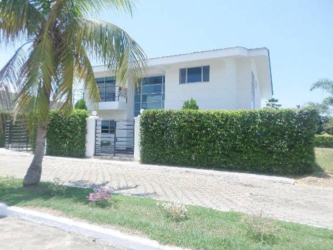 Finca en  Venta en Ricaurte - Imagen 1
