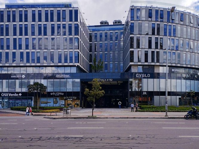 Oficina en arriendo en Bogotá - Miniatura 2