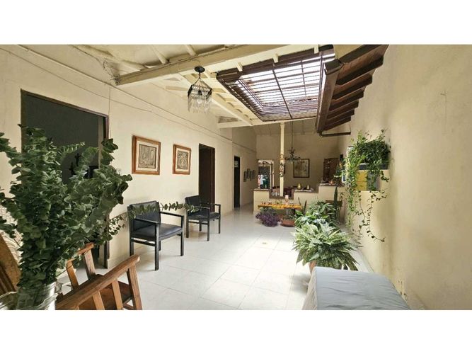 Casa en  Venta en El Poblado, Medellín - Imagen 1