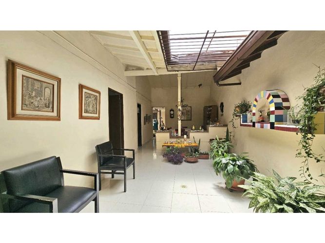 Casa en  Venta en El Poblado, Medellín - Miniatura 2