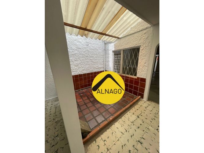 Casa en  Arriendo en La Almeria, Medellín - Miniatura 8