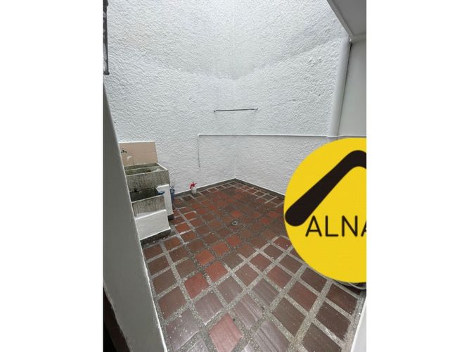 Casa en  Arriendo en La Almeria, Medellín - Miniatura 9