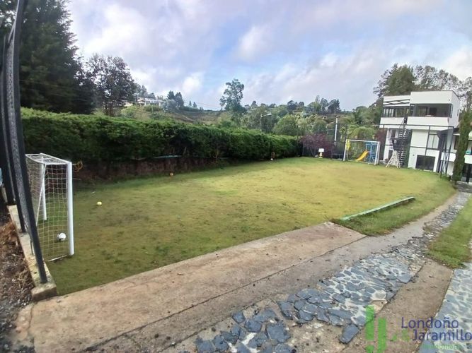 Finca en  Venta en Guarne - Miniatura 2