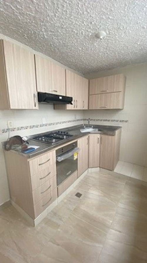Casa en venta en Urbanizacion los naranjos, Bucaramanga - Miniatura 3