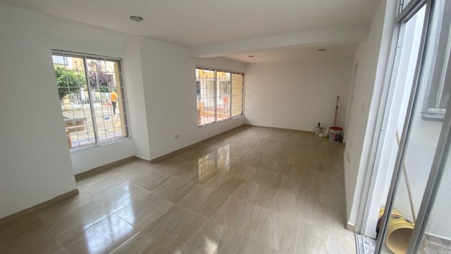 Casa en venta en Urbanizacion los naranjos, Bucaramanga - Miniatura 11