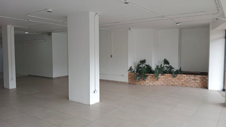 Local en  Arriendo en Chico norte, Bogotá - Miniatura 4