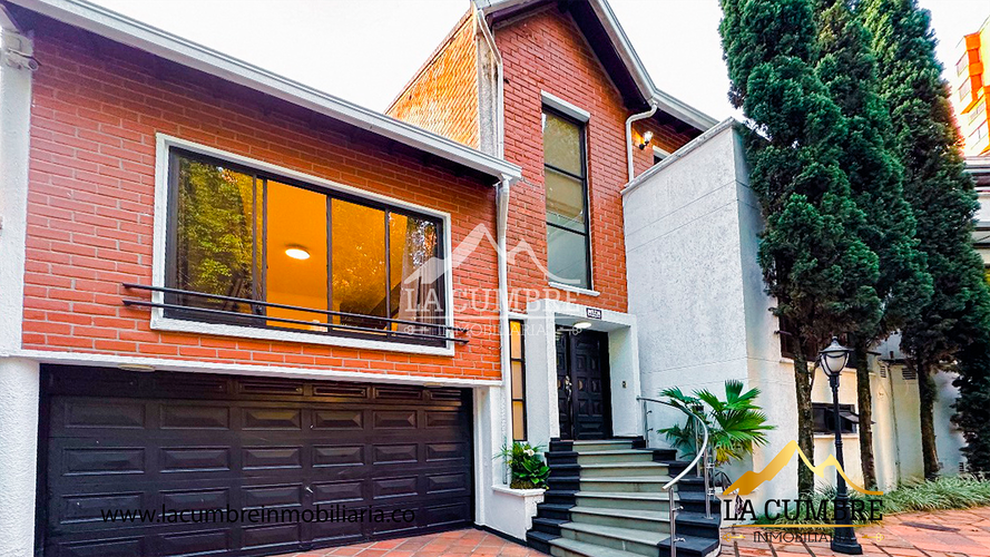 Casa en arriendo en El tesoro, Medellín - Imagen 1