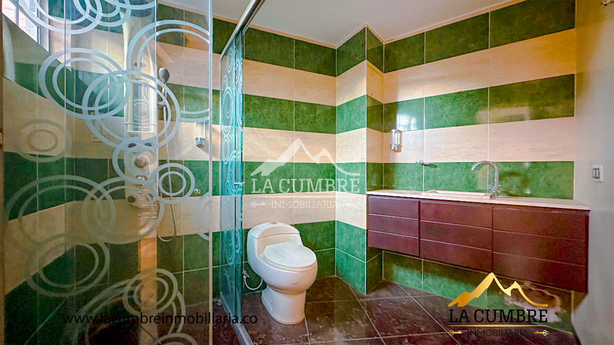 Casa en arriendo en El tesoro, Medellín - Miniatura 18