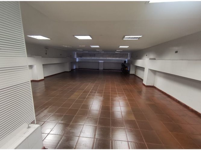 Edificio en venta en Tequendama, Cali - Miniatura 2