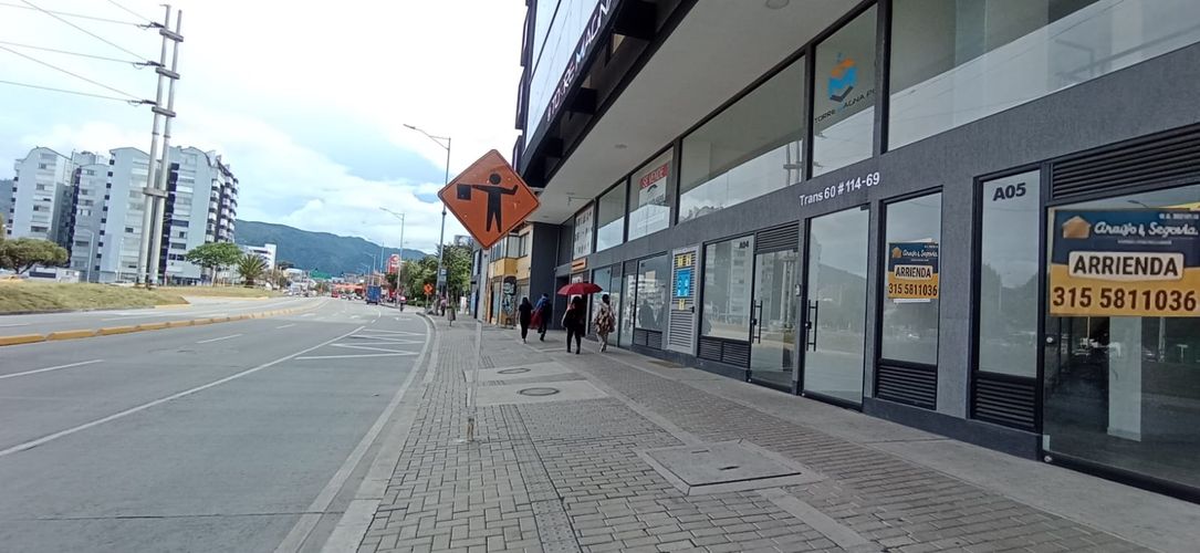 Local en  Arriendo en Puente largo, Bogotá - Imagen 1