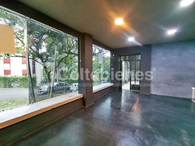 Local en  Arriendo en Manila, Medellín - Miniatura 3