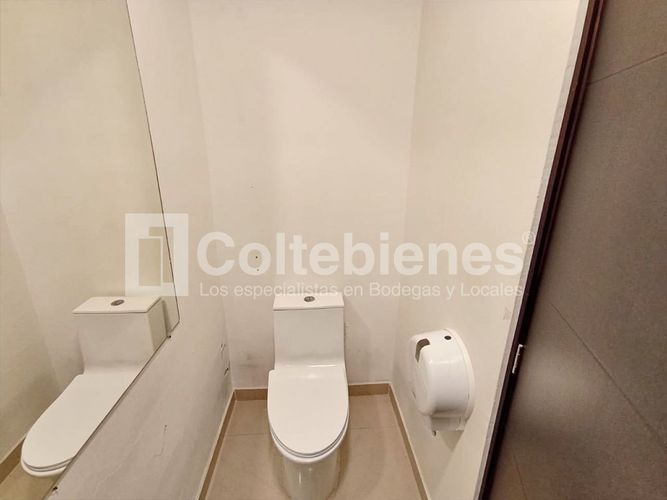Local en  Arriendo en Manila, Medellín - Miniatura 9