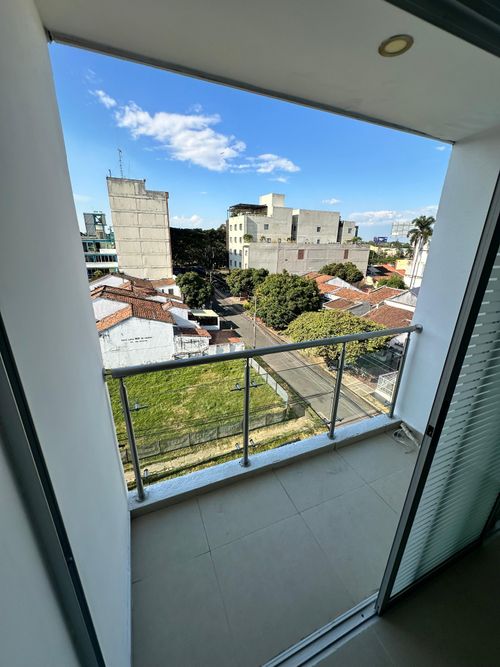 Apartamento en  Arriendo en Ciudad jardin, Cali - Miniatura 13