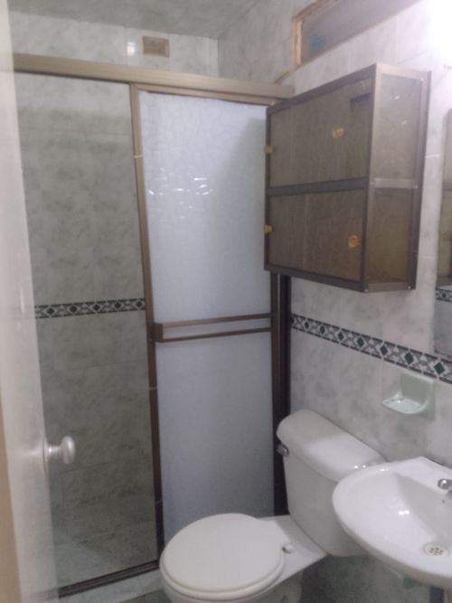 Casa en  Venta en Villa de los alpes ii sector, Bogotá - Miniatura 2