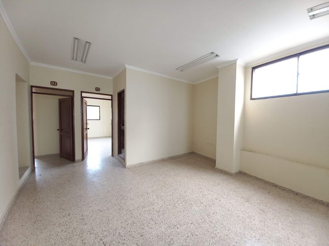Oficina en arriendo en El centro, Cereté - Miniatura 4
