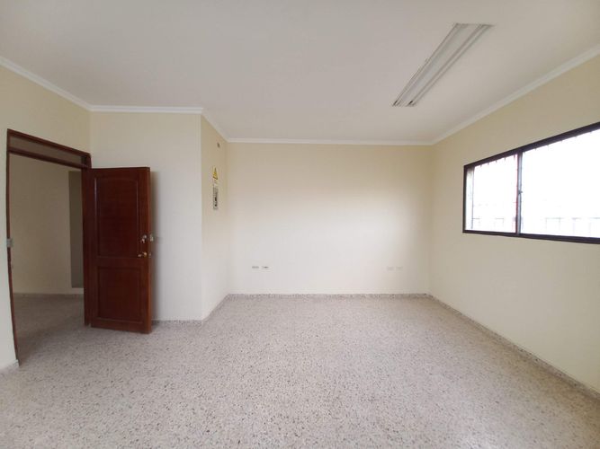 Oficina en arriendo en El centro, Cereté - Miniatura 14