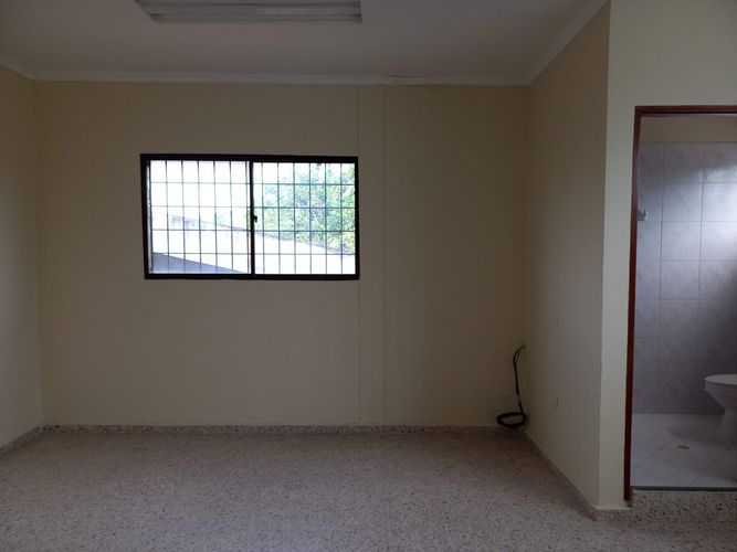 Oficina en arriendo en El centro, Cereté - Miniatura 16