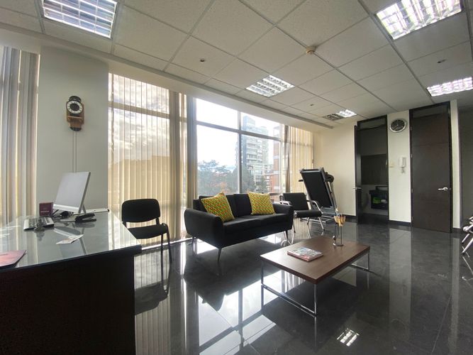 Oficina en  Arriendo en Santa Barbara, Bogotá - Miniatura 5