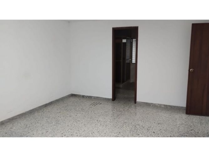 Casa en arriendo en Cali - Miniatura 24