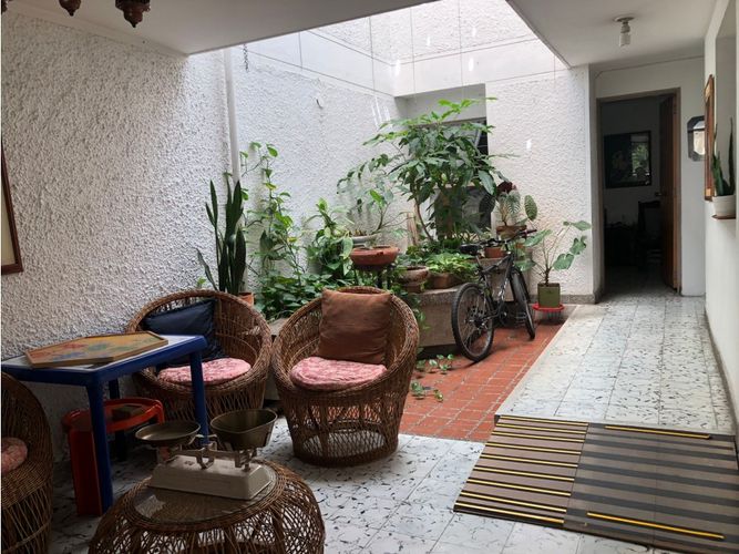 Apartaestudio en  Venta en Estadio, Medellín - Miniatura 2